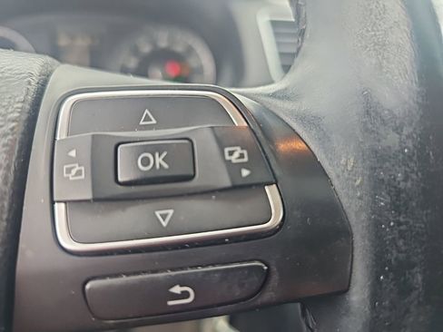 Used 2014 Volkswagen Passat TDI SE FWD image 16