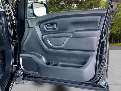 Used 2021 Nissan Titan S w/ S Utility Package image 29