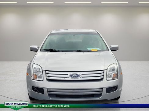 Used 2009 Ford Fusion SE FWD image 9