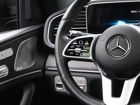 Used 2021 Mercedes-Benz GLE 350 4MATIC w/ AMG Line Exterior image 18
