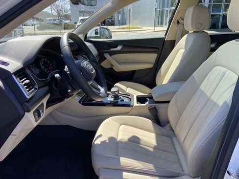 Used 2023 Audi Q5 2.0T Premium w/ Convenience Package AWD/4WD image 25