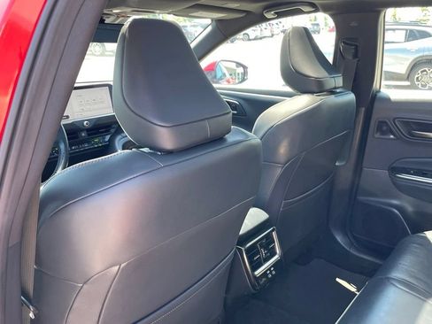 Used 2024 Toyota Crown AWD/4WD image 25