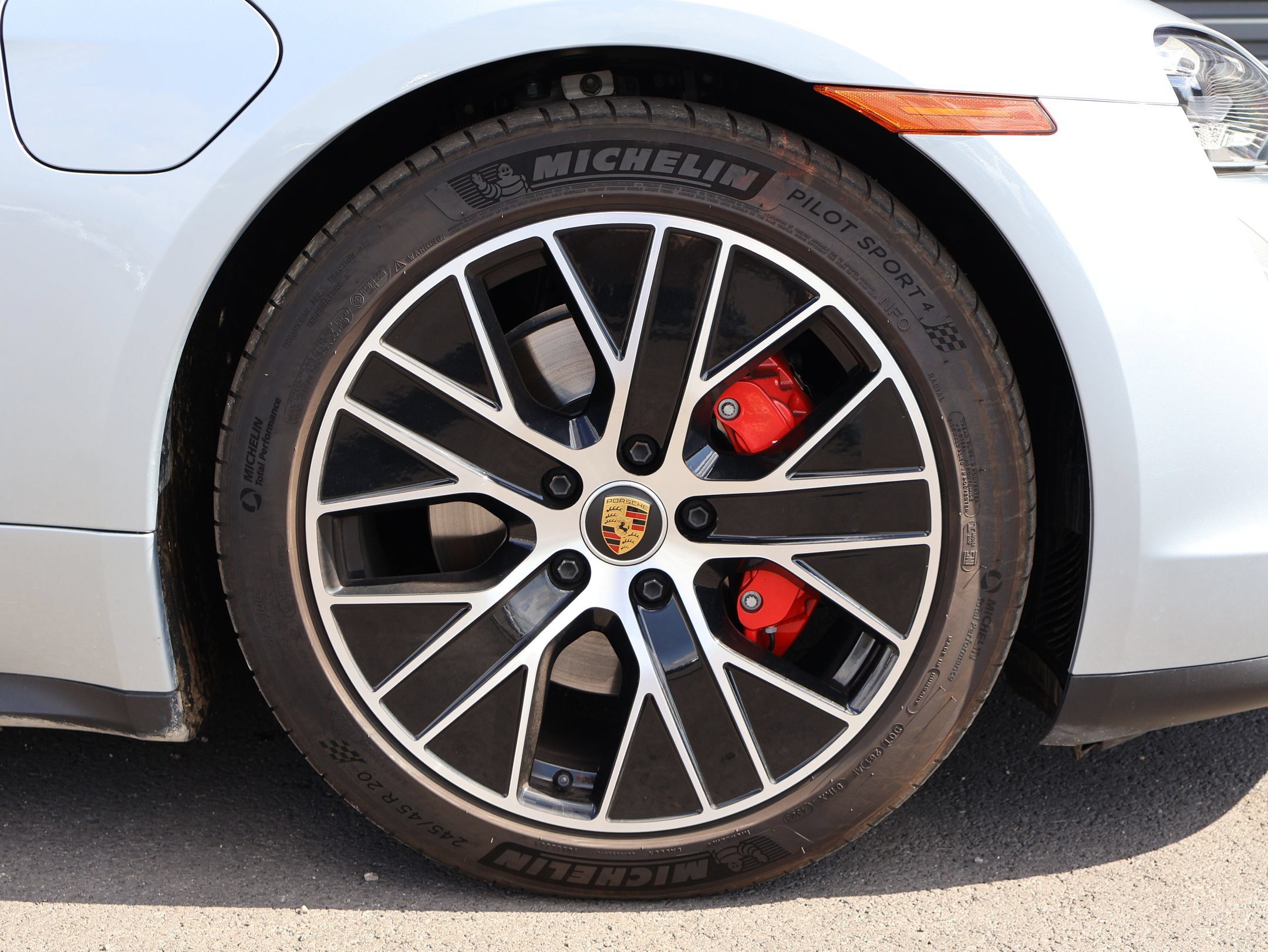Certified 2024 Porsche Taycan 4S AWD/4WD image 13