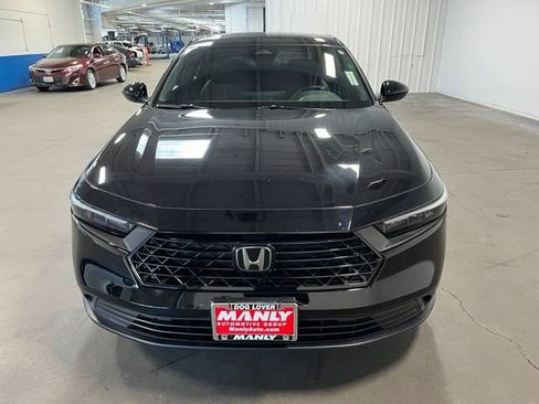 Used 2024 Honda Accord Sport image 8