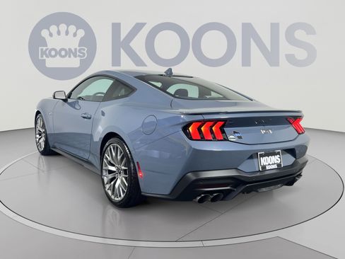 Used 2025 Ford Mustang GT Premium RWD image 8