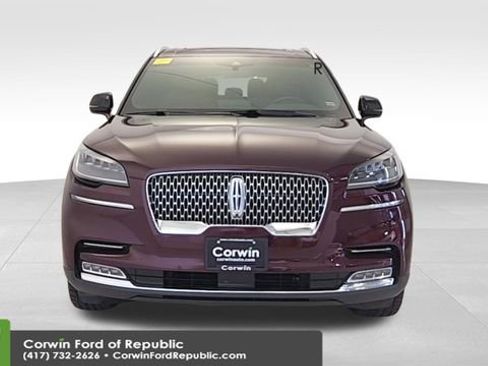 Used 2020 Lincoln Aviator Reserve w/ Equipment Group 201A image 2