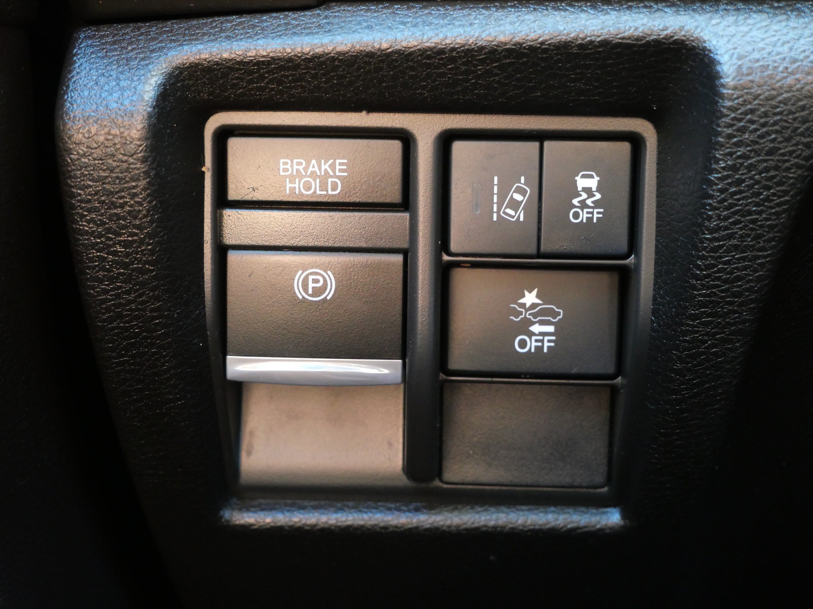 Used 2020 Acura MDX SH-AWD image 26