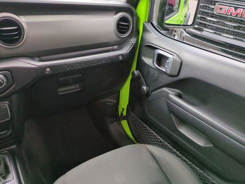 Used 2021 Jeep Wrangler Unlimited Sport AWD/4WD image 17