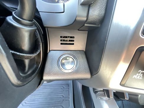 Used 2020 Ford F350 Platinum AWD/4WD image 16