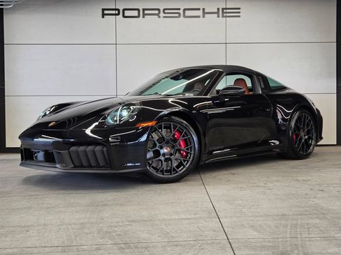 Certified 2026 Porsche 911 Targa 4 GTS AWD/4WD image 1