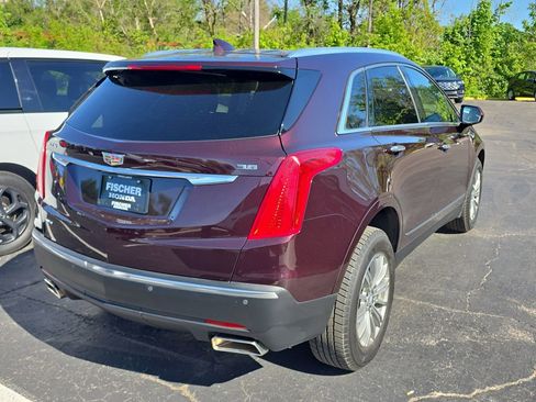 Used 2017 Cadillac XT5 Luxury w/ Driver Awareness Package AWD/4WD image 3