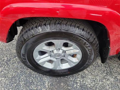 Used 2024 Toyota 4Runner SR5 Premium image 7