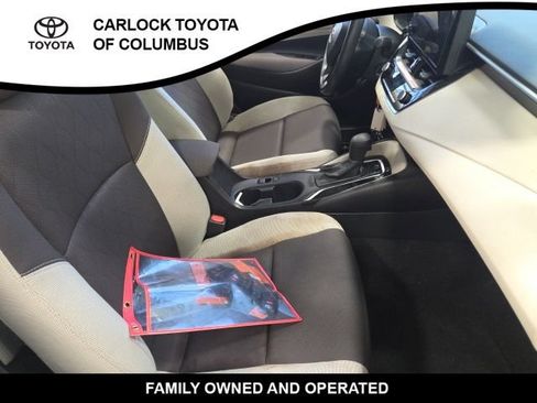 Used 2025 Toyota Corolla LE FWD image 20