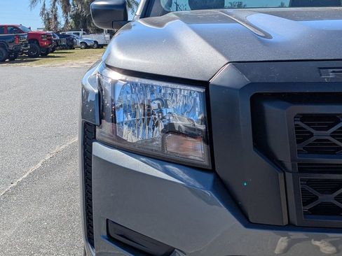 Used 2022 Nissan Frontier S image 9