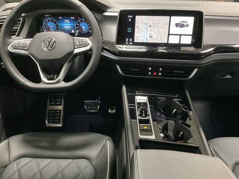 New 2026 Volkswagen Atlas Cross Sport SEL Premium R-Line AWD/4WD image 14