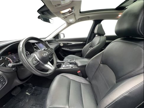 Used 2023 INFINITI QX50 Luxe FWD image 19