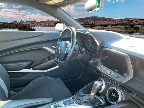Used 2022 Chevrolet Camaro SS image 14