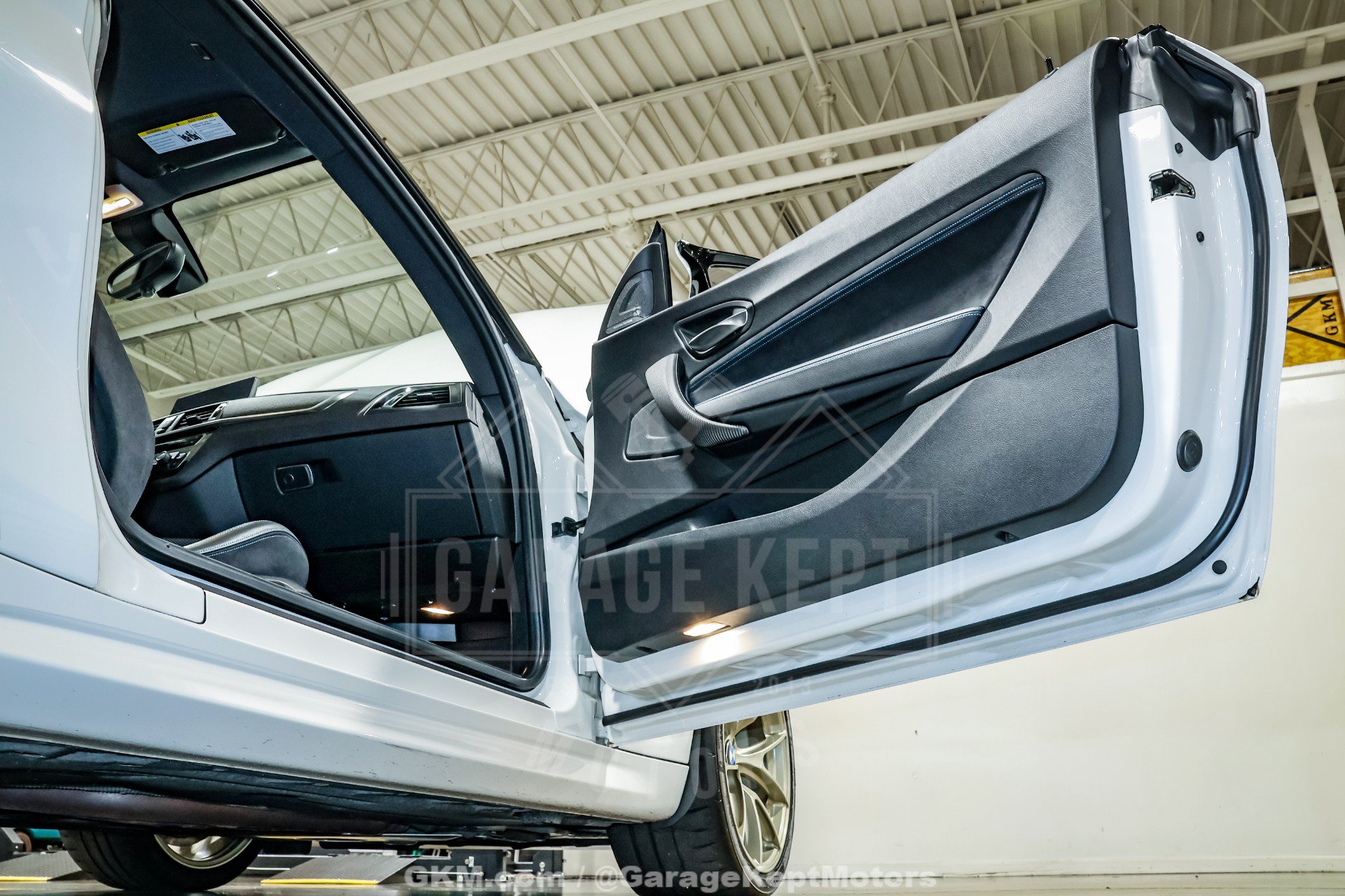 Used 2020 BMW M2 Competition w/ Executive Package RWD image 98