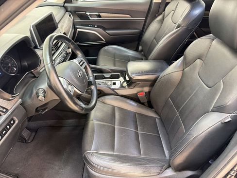 Used 2020 Kia Telluride EX AWD/4WD image 5