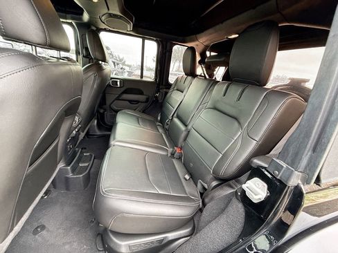 Used 2023 Jeep Wrangler Unlimited Sahara w/ Cold Weather Group image 27