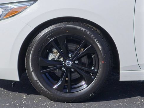 Used 2023 Nissan Sentra SV FWD image 9