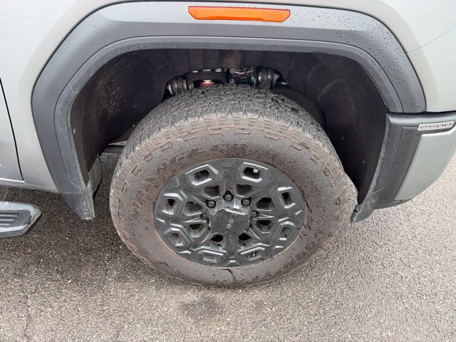Used 2025 GMC Sierra 2500 Denali w/ Denali Reserve Package AWD/4WD image 9