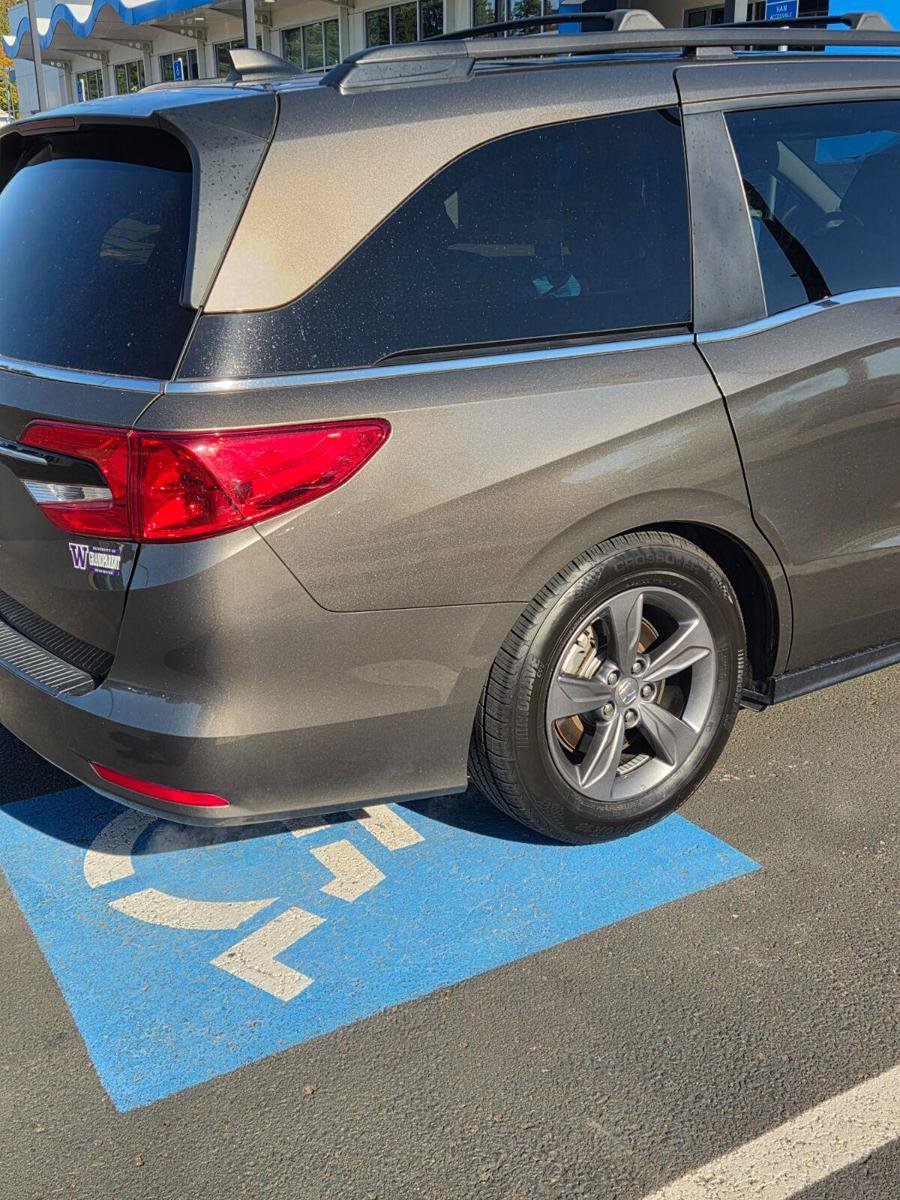 Used 2021 Honda Odyssey EX image 12