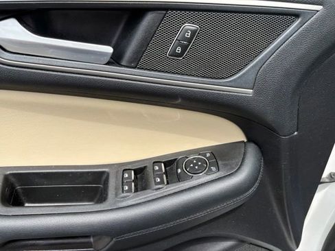 Used 2021 Ford Edge SEL w/ Convenience Package AWD/4WD image 14