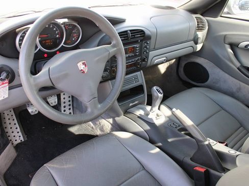 Used 2003 Porsche Boxster image 2