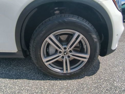 Used 2022 Mercedes-Benz GLC 300 image 12