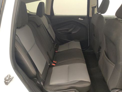 Used 2018 Ford Escape SE image 19