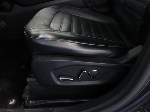 Used 2015 Ford Edge SEL w/ Equipment Group 201A image 4