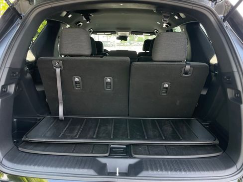 Certified 2025 Honda Pilot Sport image 37