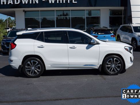 Used 2018 GMC Terrain Denali w/ Advanced Safety Package image 2