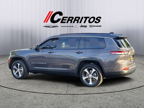 Used 2026 Jeep Grand Cherokee L Limited w/ Trailer Tow Package AWD/4WD image 2