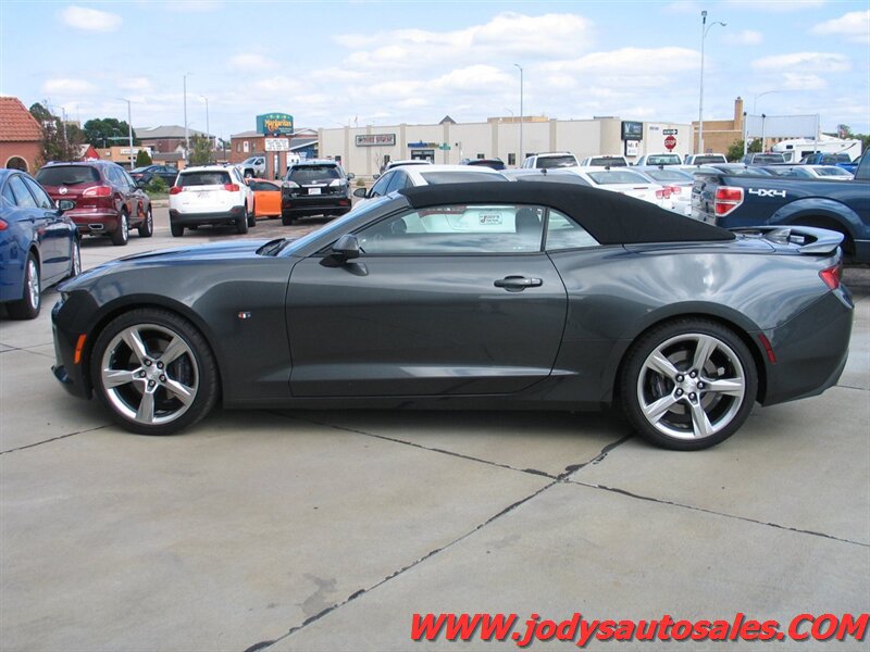 Used 2018 Chevrolet Camaro SS RWD image 24