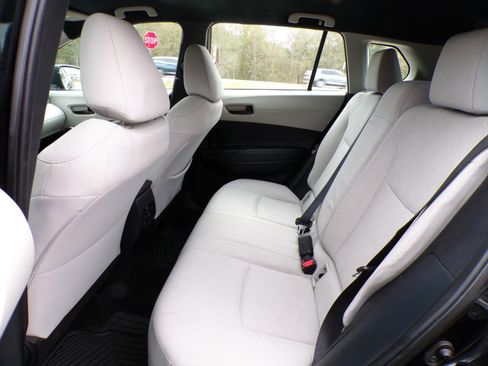 Used 2022 Toyota Corolla Cross L FWD image 35