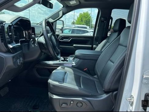 Used 2024 Chevrolet Silverado 2500 LTZ w/ LTZ Plus Package AWD/4WD image 7