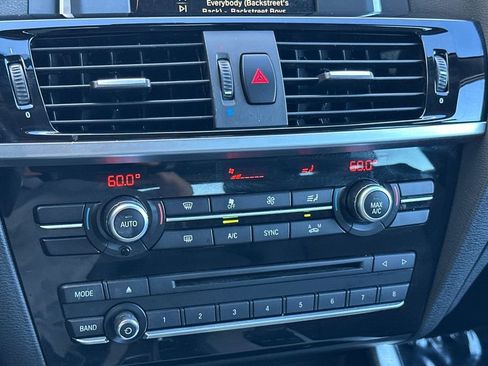 Used 2017 BMW X3 xDrive28i image 21