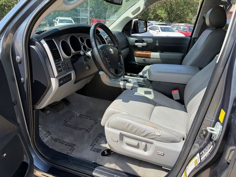 Used 2010 Toyota Tundra Limited AWD/4WD image 6