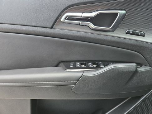 Certified 2024 Kia Sportage SX FWD image 25