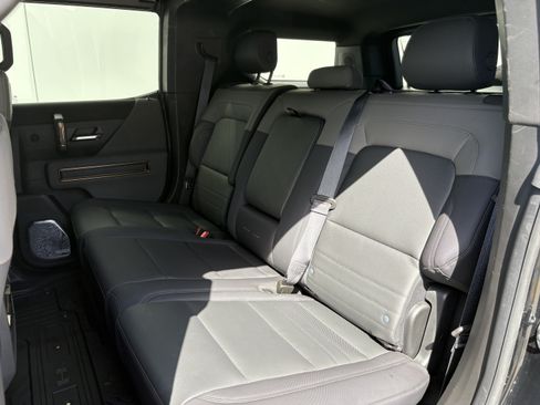 Used 2025 GMC Hummer EV 2X AWD/4WD image 12
