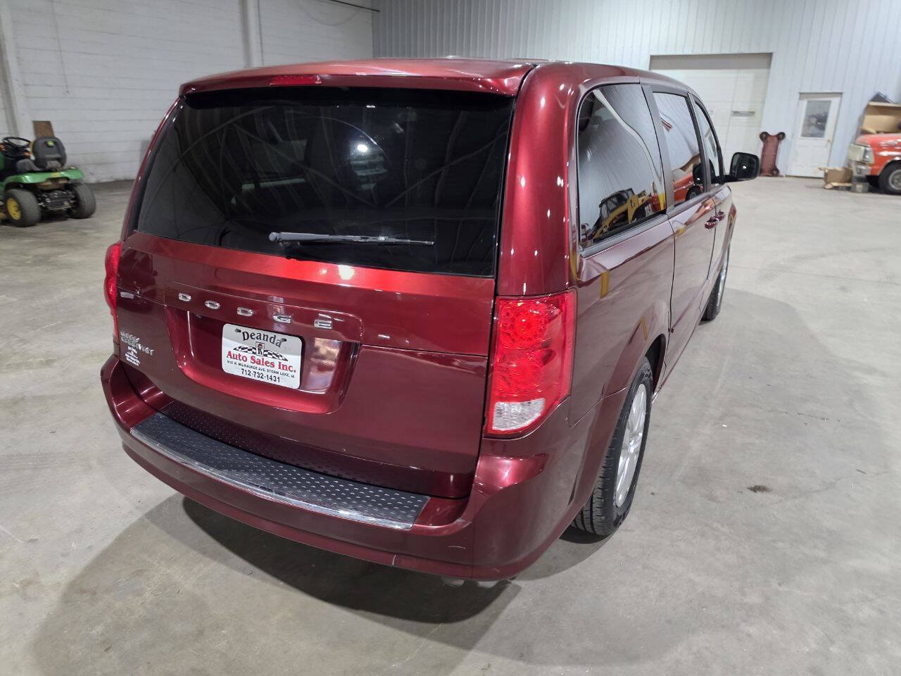 Used 2017 Dodge Grand Caravan SE w/ Power Window Group FWD image 11