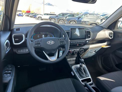 New 2026 Hyundai Venue SE FWD image 11