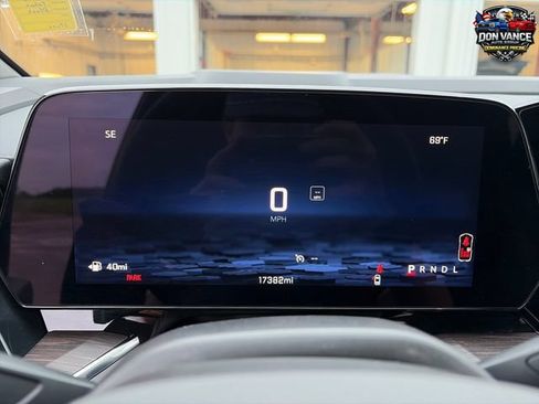Used 2026 Chevrolet Tahoe LT RWD image 11