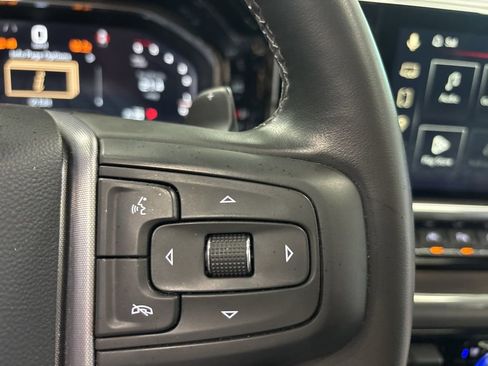 Used 2025 GMC Sierra 1500 SLT w/ SLT Premium Plus Package image 21