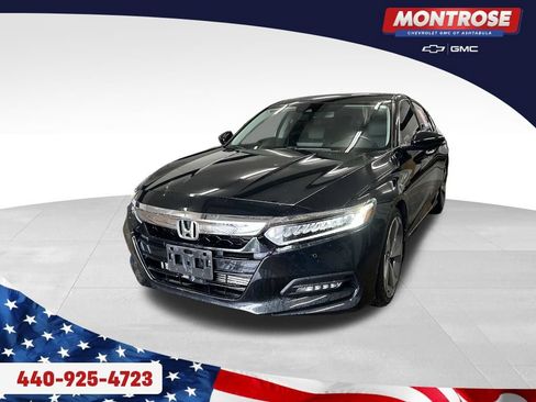 Used 2018 Honda Accord Touring image 1