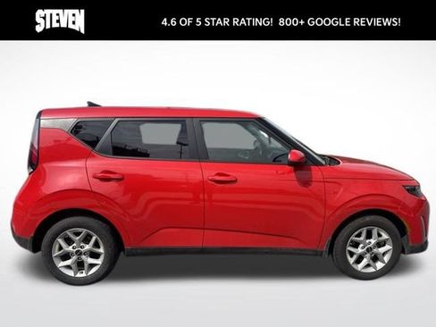 Used 2024 Kia Soul LX w/ Option Group 015 FWD image 8