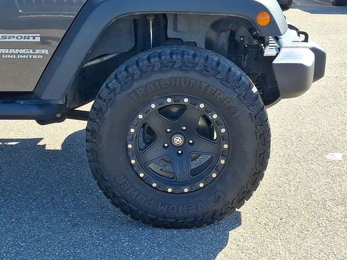 Used 2017 Jeep Wrangler Unlimited Sport w/ Quick Order Package 23S image 30