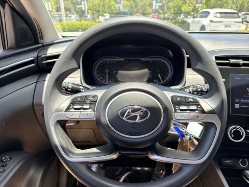 Used 2023 Hyundai Tucson SE FWD image 46